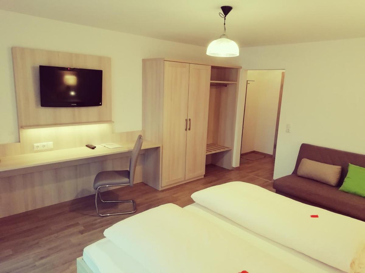 Buechelsteiner Hof Hotel Grattersdorf Ngoại thất bức ảnh