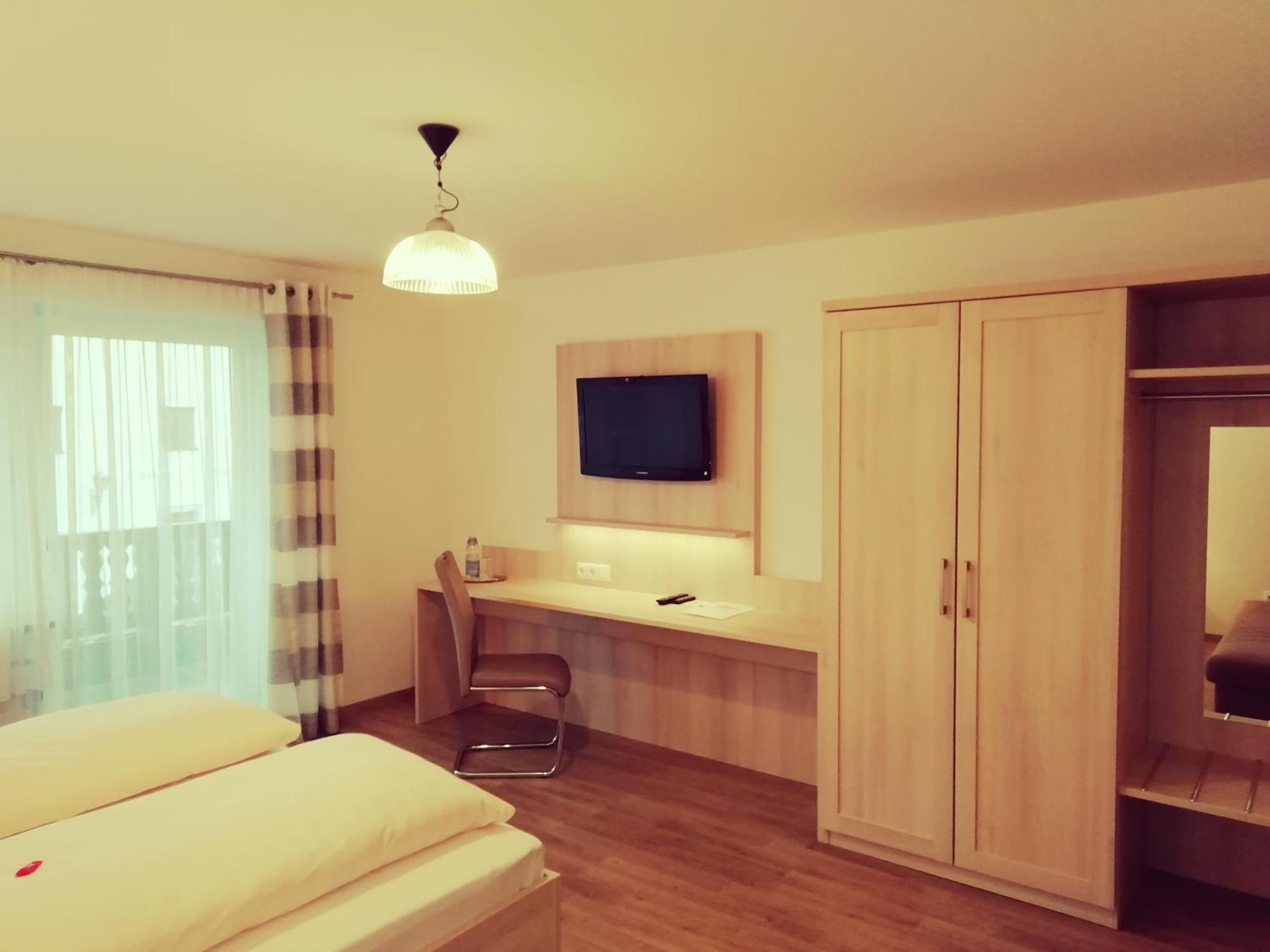 Buechelsteiner Hof Hotel Grattersdorf Ngoại thất bức ảnh
